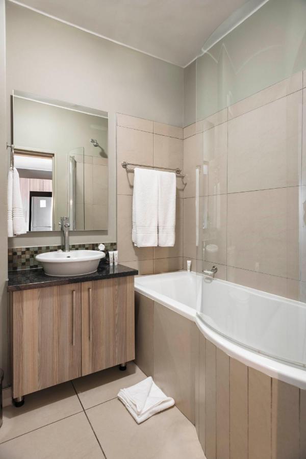 Cag The Atrium Rivonia Aparthotel Γιοχάνεσμπουργκ Εξωτερικό φωτογραφία
